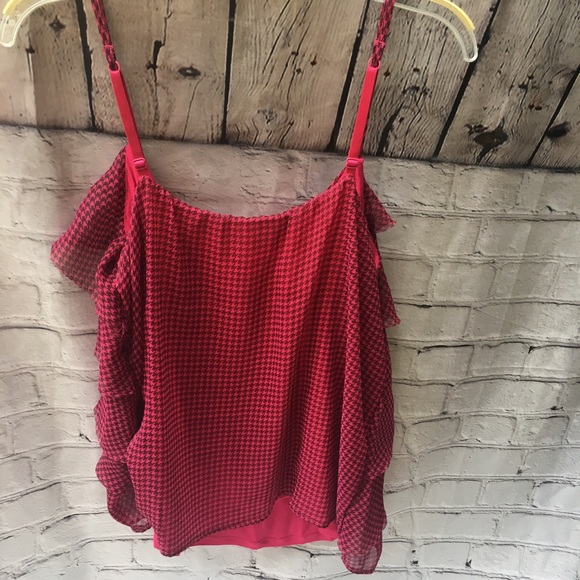 Houndstooth Layered Top - New York & Company XL - Picture 8 of 13